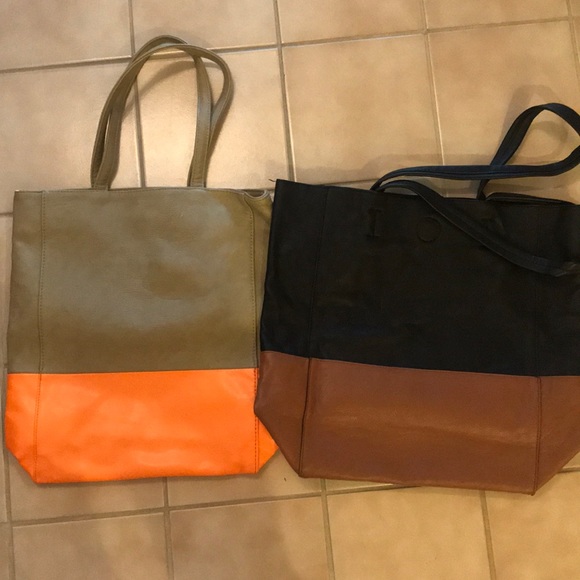 GAP Handbags - Gap color block tote bags